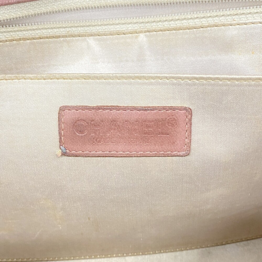 CHANEL Pink Shoulder Bag - Picture 5 of 10